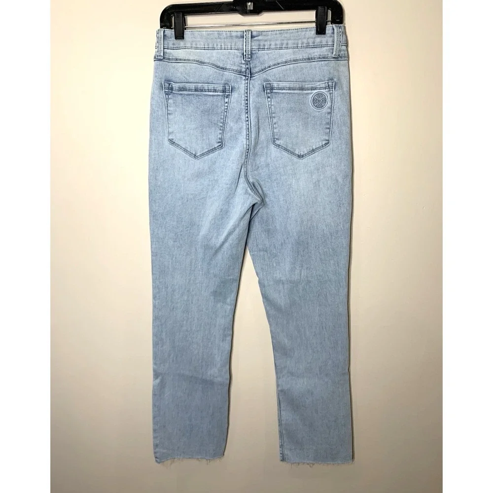 Laurie Felt Jeans Womens 8 29X26 Daisy‎ Denim Slim Crop Raw Hem Light Wash